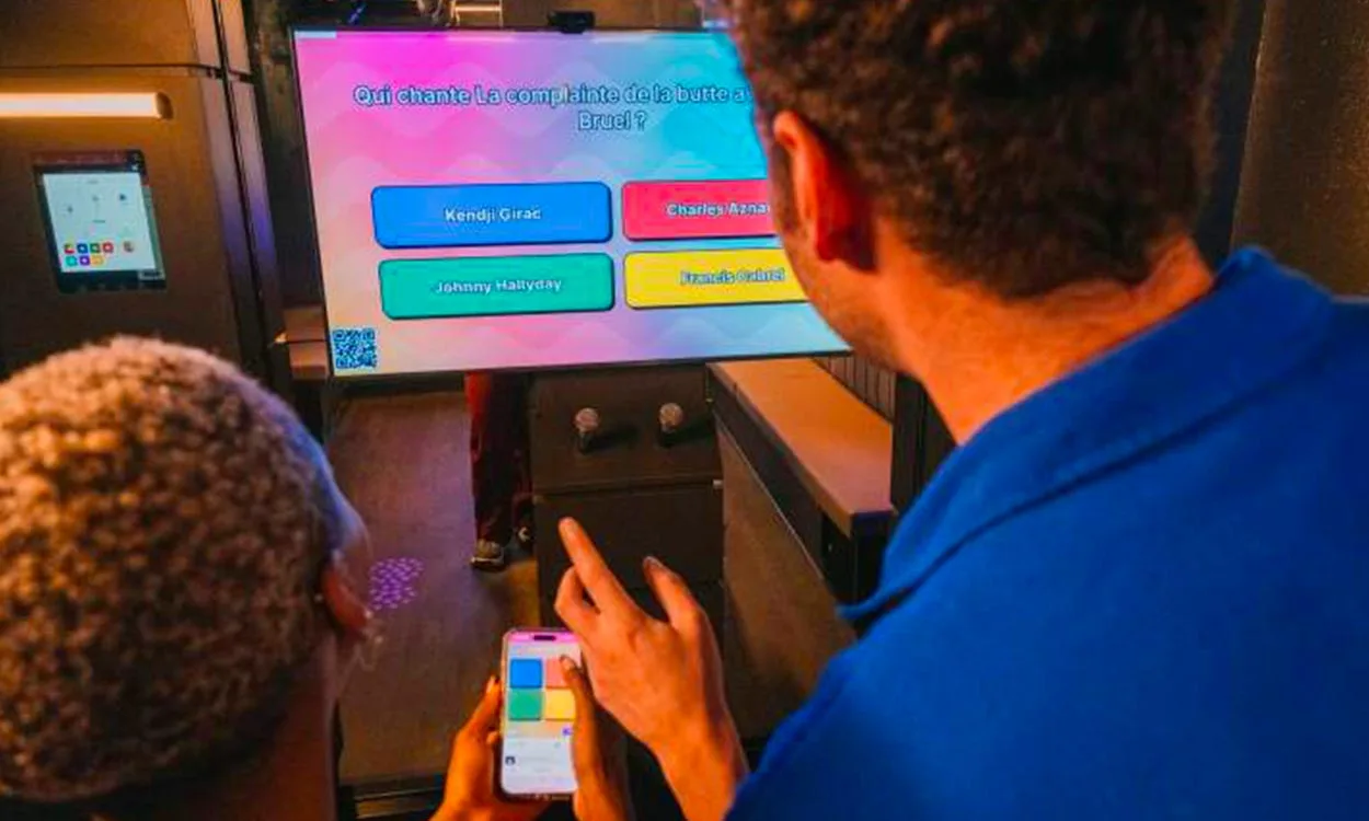 Ambiance karaoké chez Freeing